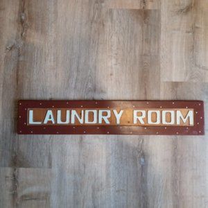Wooden Laundry Room Sign